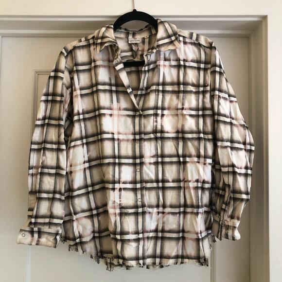 AG The Josie Bleached Oversized Plaid Shirt - Picture 2 of 6